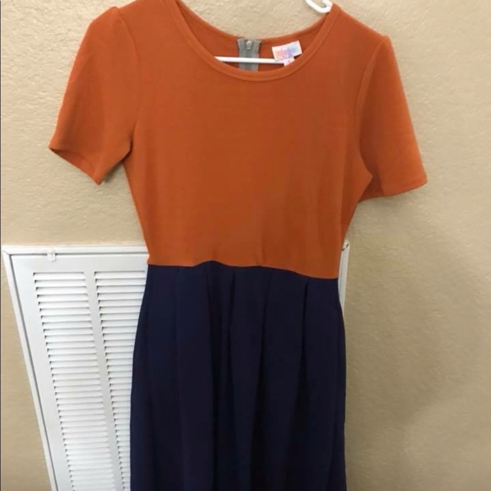 Lularoe amelia